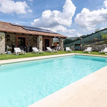 Stunning In Tatil Evi Torchiara