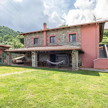 Stunning In * Torchiara